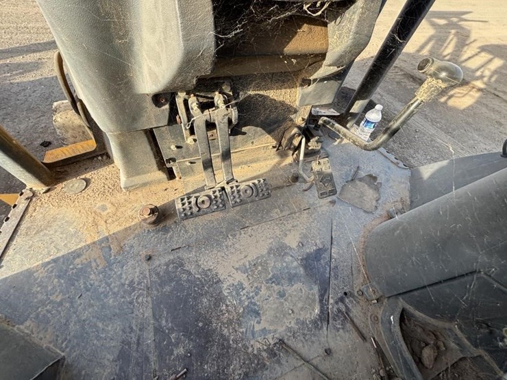 2001-deere-310g-image-19