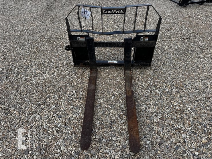 land-pride-pallet-forks-image-1