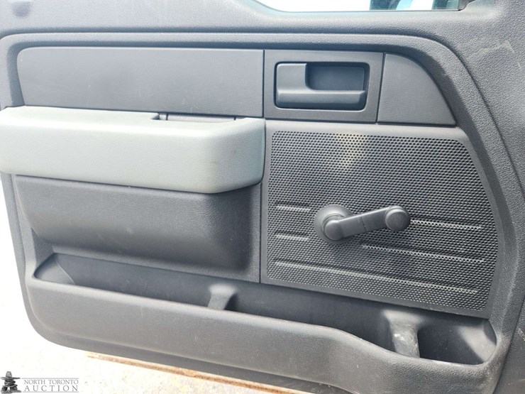 2011-ford-f150-image-24