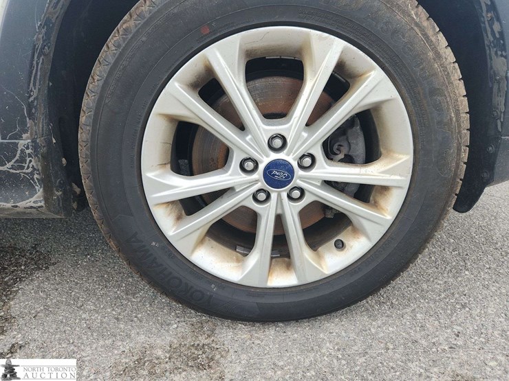 2017-ford-escape-image-43