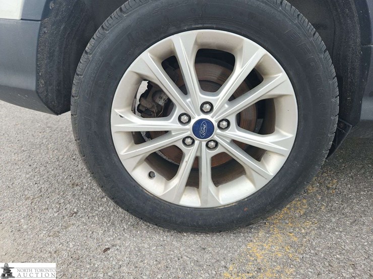 2017-ford-escape-image-44