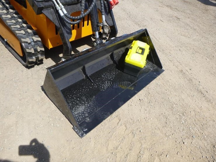 2026-sdlool-sl360t-skid-steer-track-loader-image-8