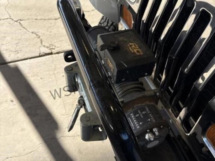 1988-jeep-wrangler-image-5