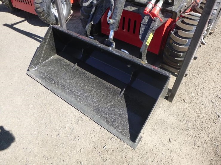 2026-sdlool-323tz-skid-steer-loader-image-7