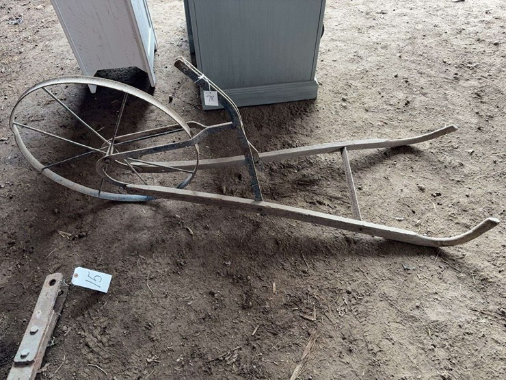 single-wheel-garden-cultivator-plow-image-1