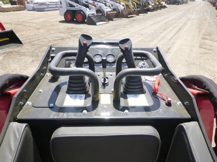 2026-sdlool-v1000-skid-steer-track-loader-image-13