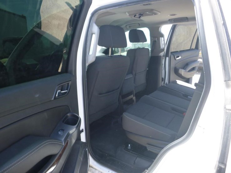 2018-chevrolet-tahoe-image-7
