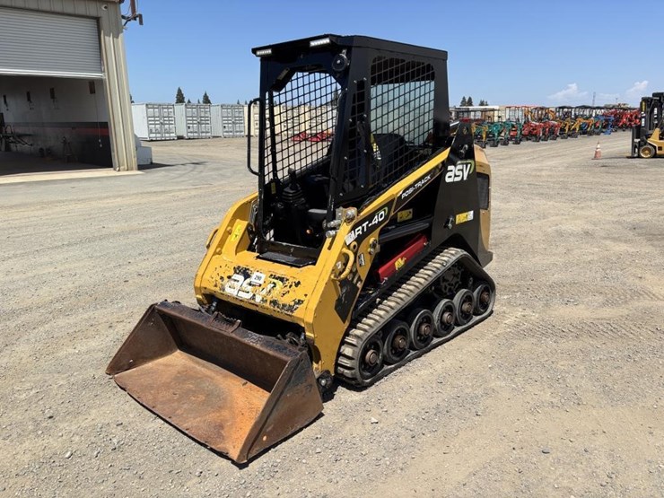 2022-asv-rt40-skid-steer-track-loader-image-1