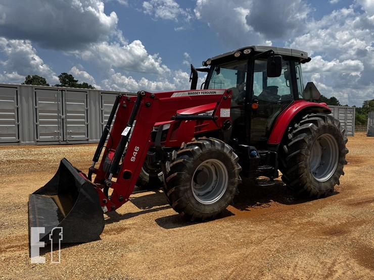 2015-massey-ferguson-5613-image-1