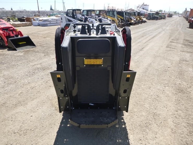 2026-sdlool-v1000-skid-steer-track-loader-image-6
