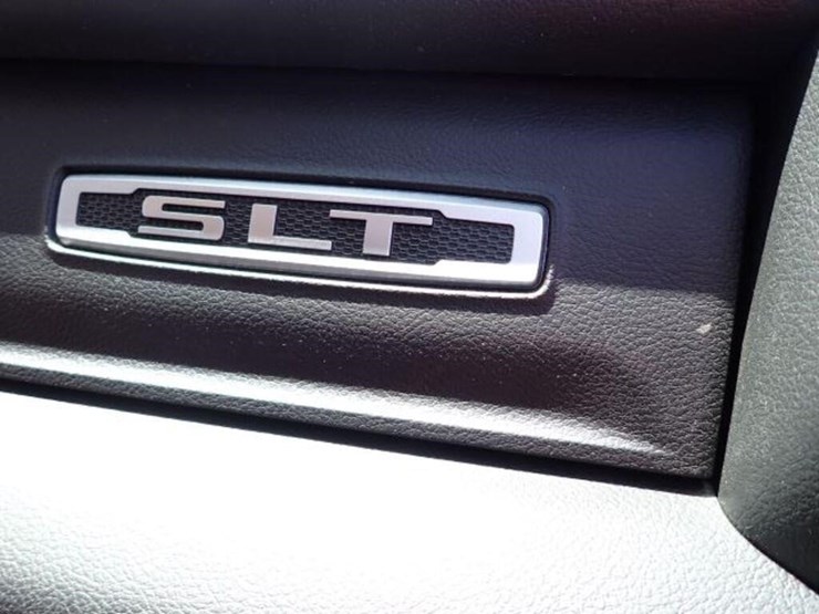 2022-dodge-ram-5500-image-42