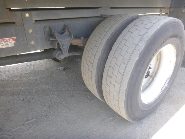2015-ford-f750-image-28
