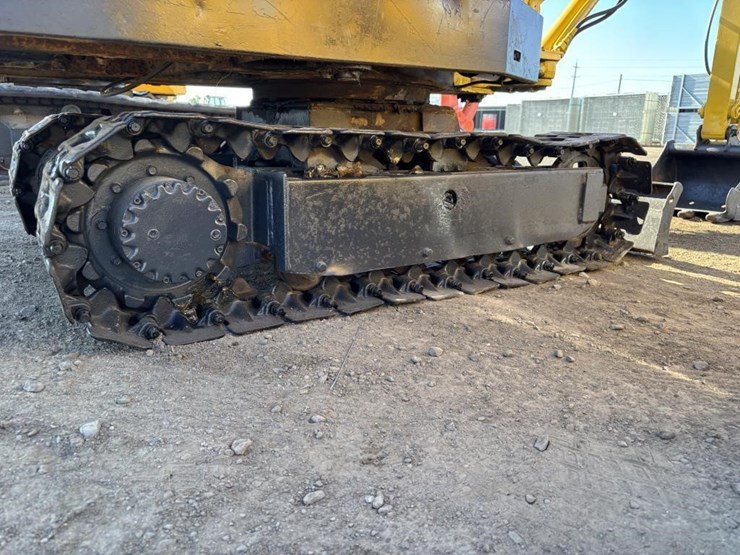 yanmar-hydraulic-excavator-image-19