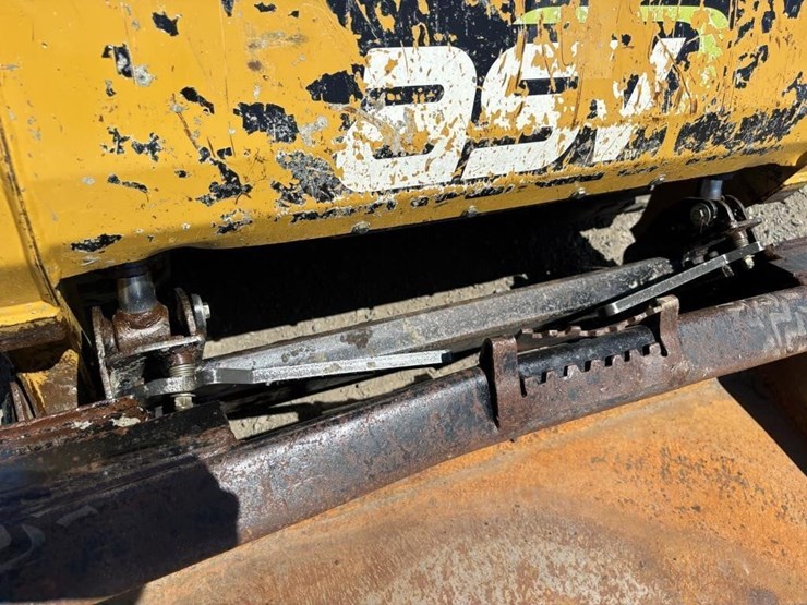 2022-asv-rt40-skid-steer-track-loader-image-14