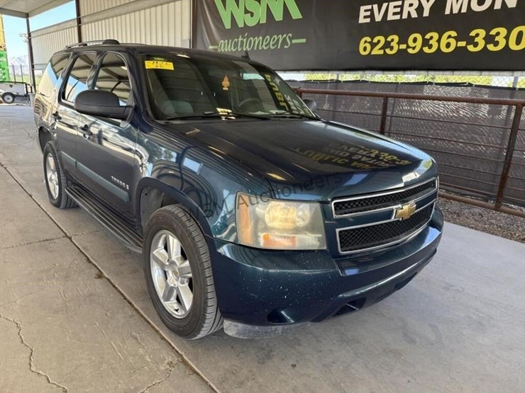 2007-chevrolet-tahoe-image-2