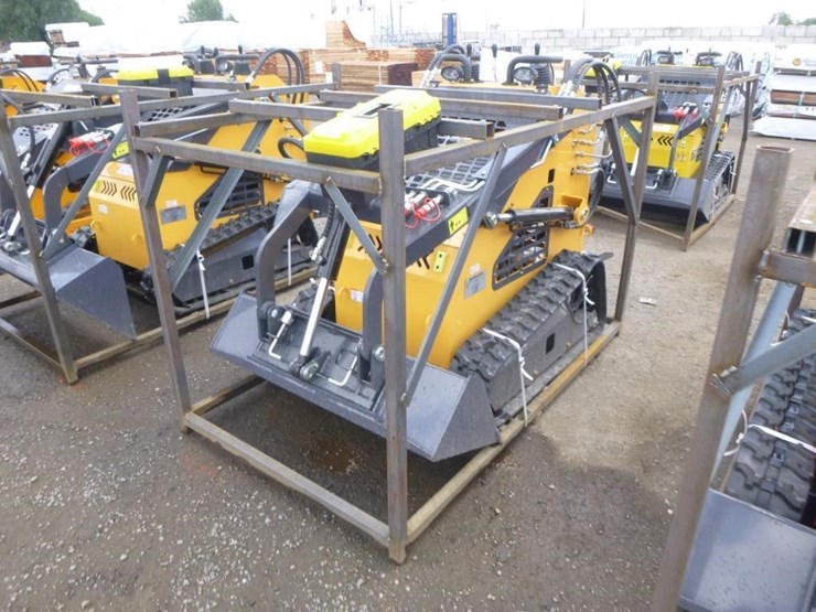2026-zjg-zj-380-skid-steer-track-loader-image-1