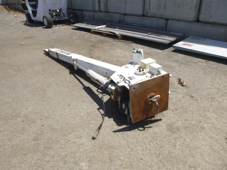 liftmoore-3200-image-4