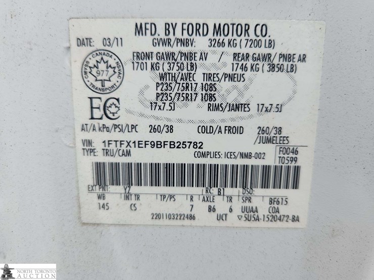 2011-ford-f150-image-36