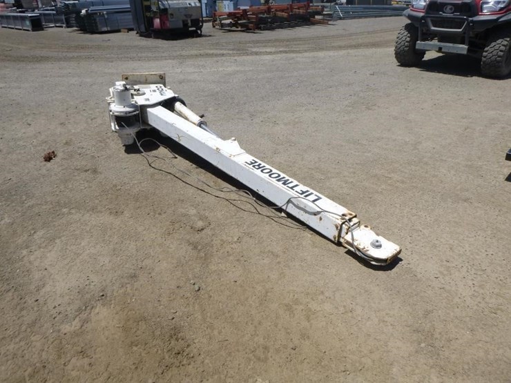 liftmoore-3200-image-2