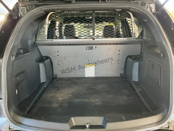 2017-ford-explorer-image-9