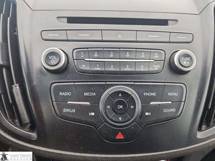 2017-ford-escape-image-33