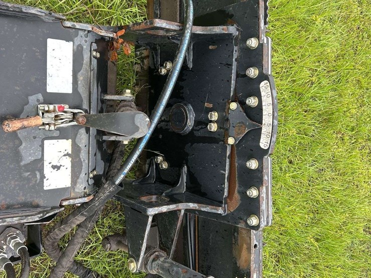 blue-diamond-skid-steer-rock-crusher-image-5