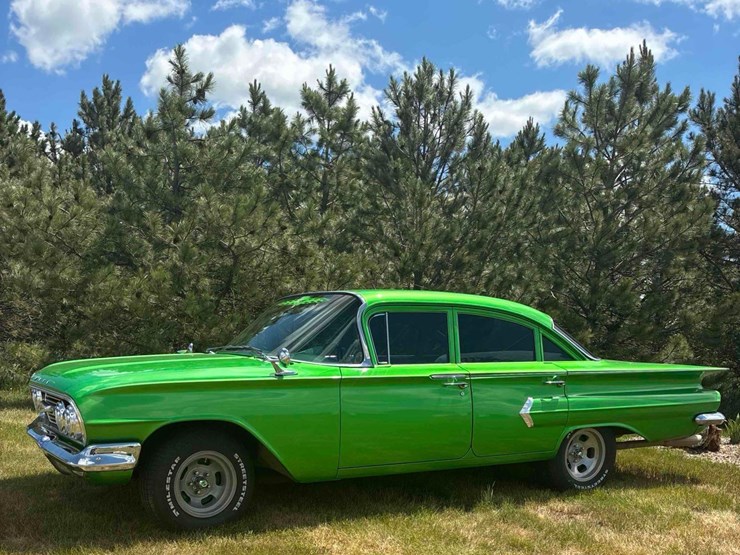 1960-chevrolet-biscayne-4-door-sedan-image-2