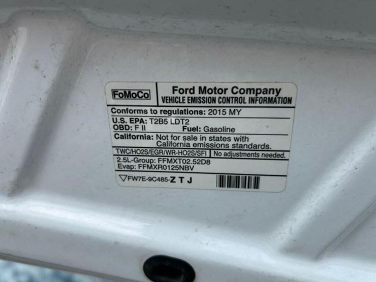 2015-ford-cargo-image-48