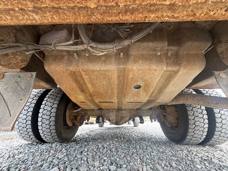 2001-ford-f450-image-57