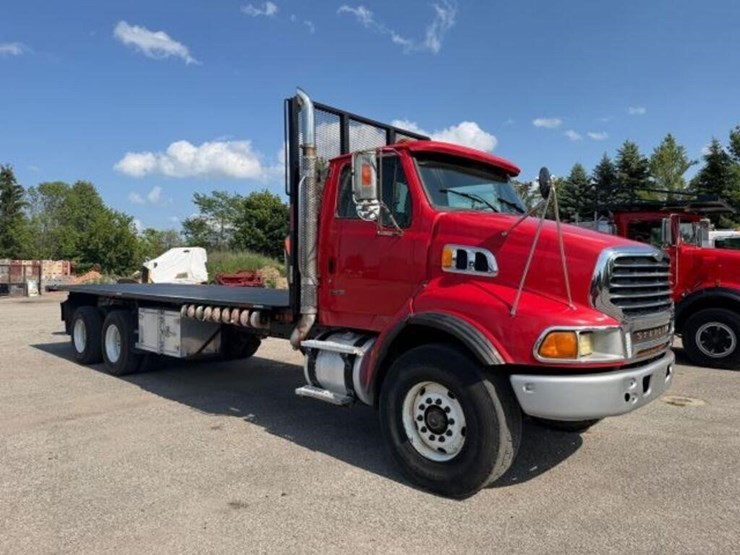 2009-sterling-l8500-image-4