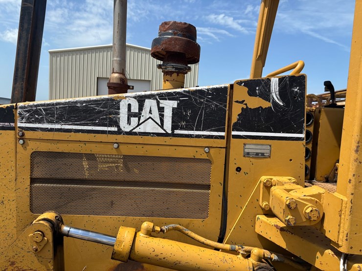 caterpillar-d5c-iii-image-21