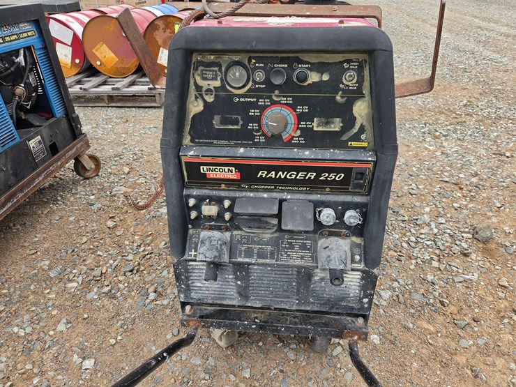 lincoln-electric-ranger-250-image-8