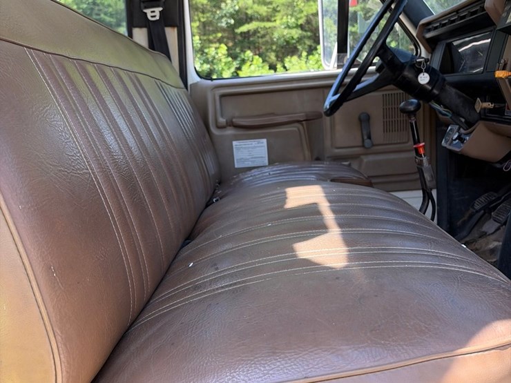 1990-ford-f800-image-64