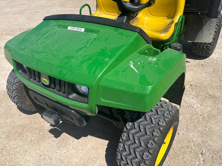 2016-john-deere-gator-image-8