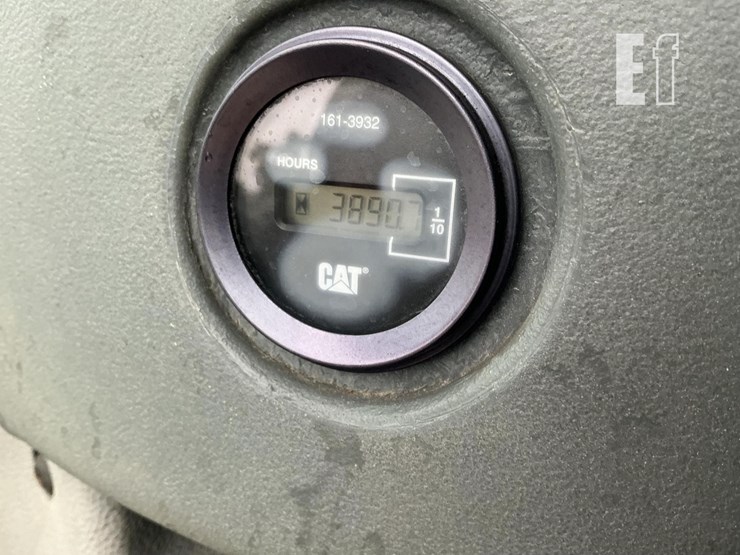 2002-caterpillar-420d-image-15