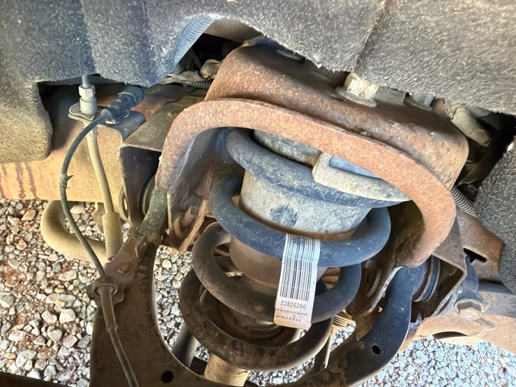 2019-chevrolet-silverado-1500-image-57