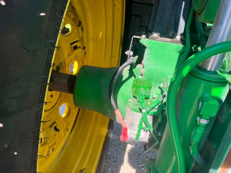 2023-john-deere-7r-210-image-47