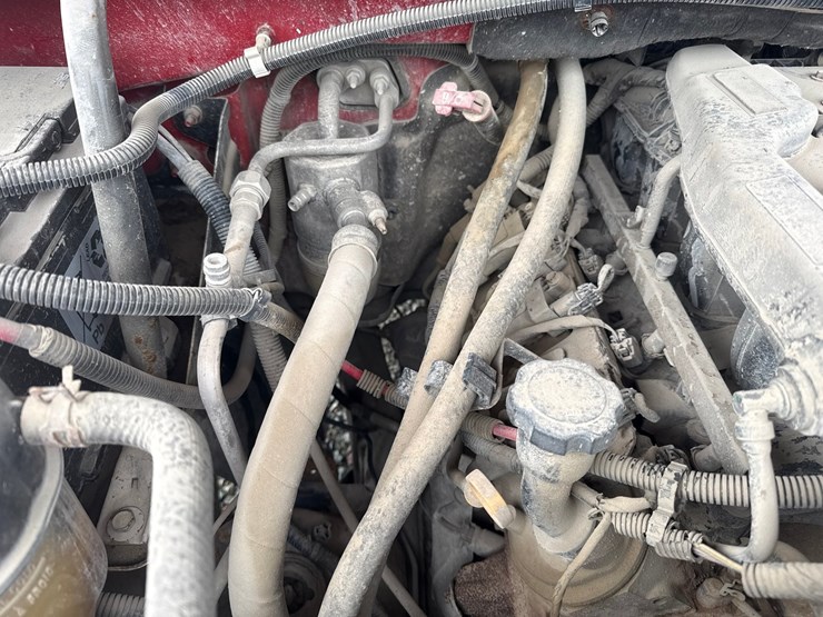2011-chevrolet-1500-image-14