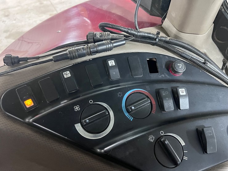 #2079-•-case-ih-315-image-52