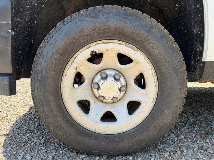 2019-chevrolet-silverado-1500-image-78