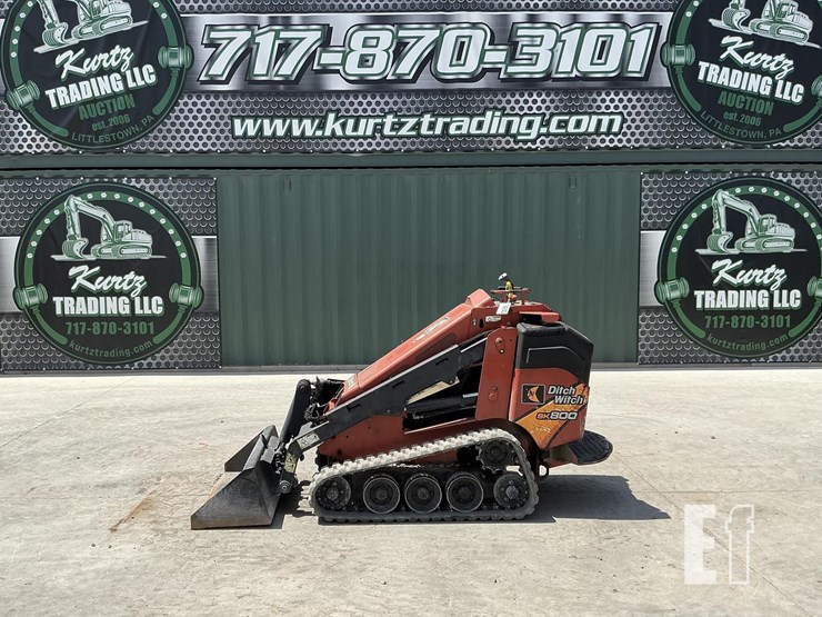 2018-ditch-witch-sk800-image-1