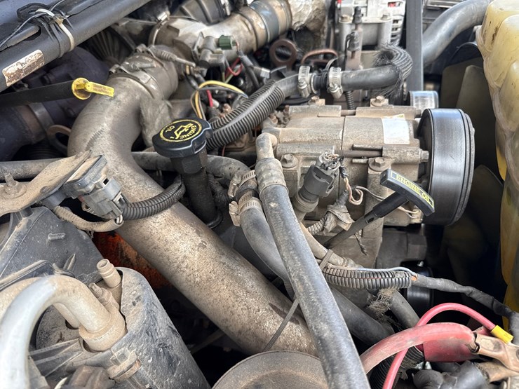 2001-ford-f450-image-14