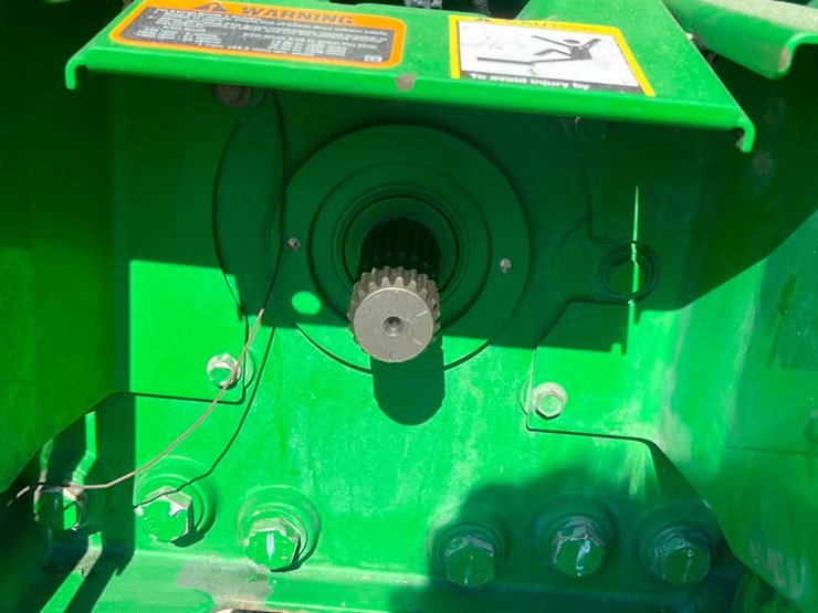 2023-john-deere-7r-210-image-46