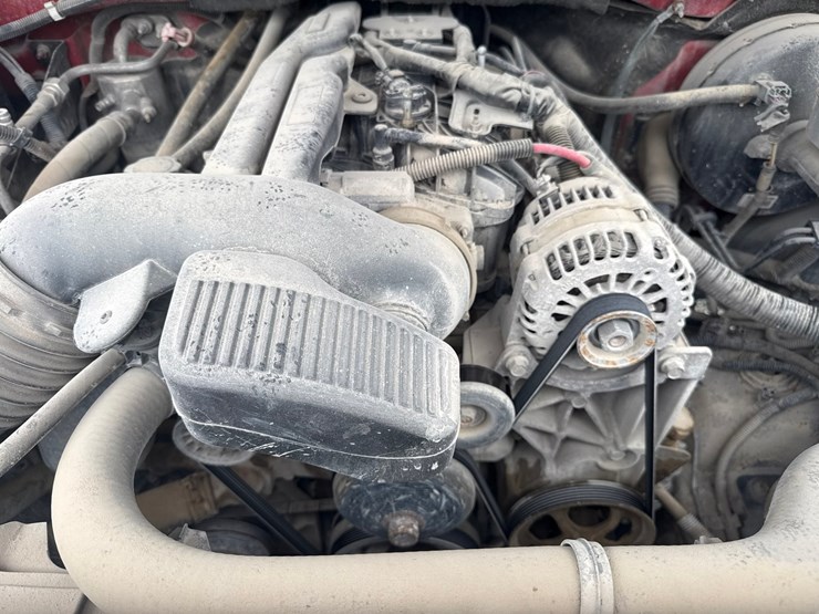 2011-chevrolet-1500-image-17