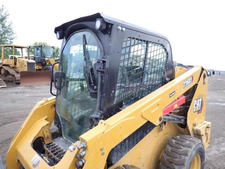 2022-caterpillar-236d3-image-19