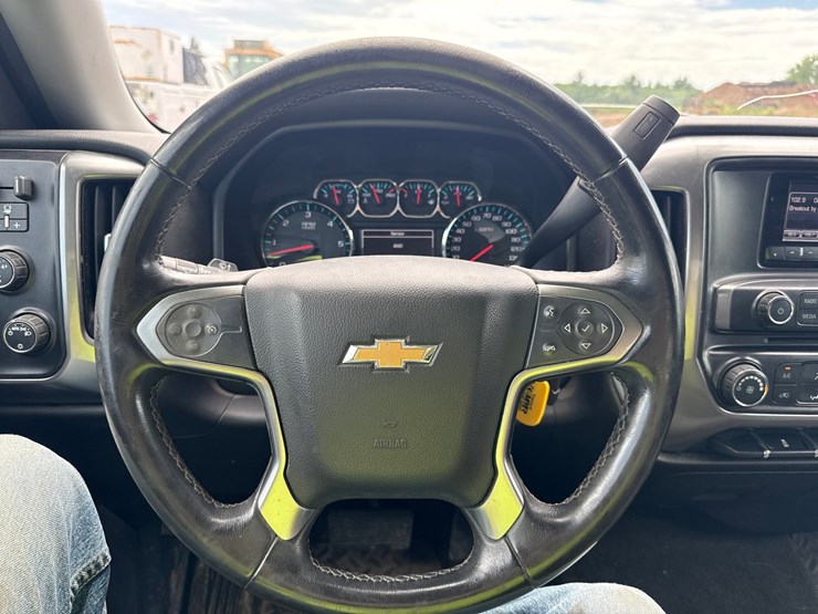 2015-chevrolet-1500-image-44