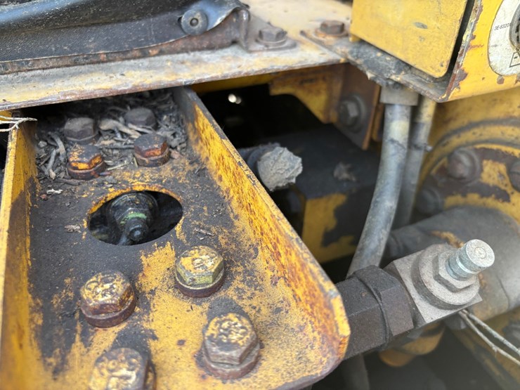 caterpillar-d5c-iii-image-68