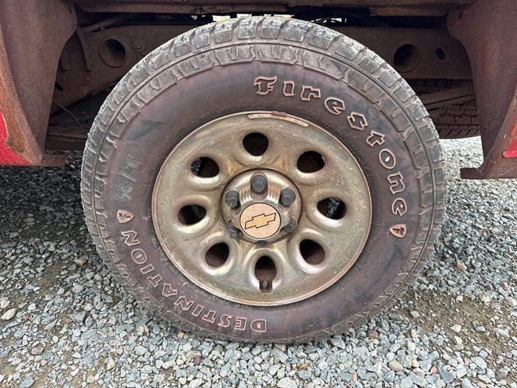 2011-chevrolet-1500-image-59
