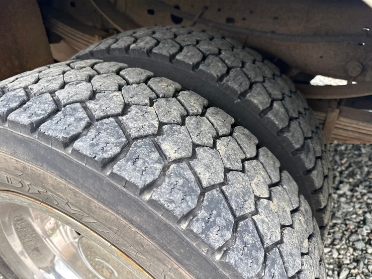 2001-ford-f450-image-78