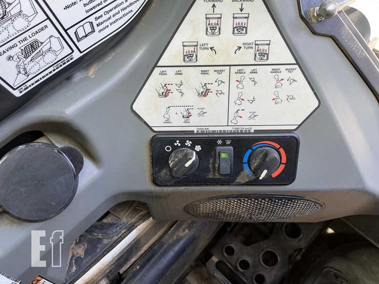2019-bobcat-t595-image-9